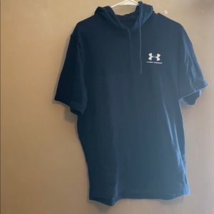 Under armour Shirt Hood